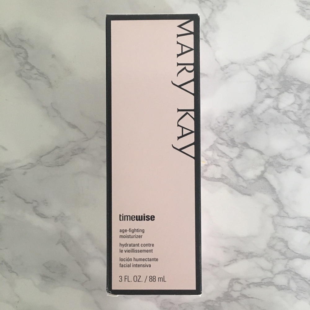 ✨ TimeWise Age Fighting Moisturizer ✨